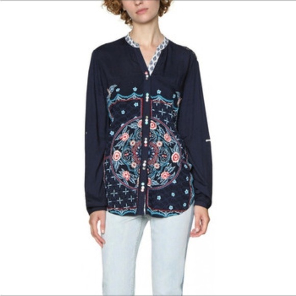 Desigual Navy Embroidered Lace Panel Back Roll Tab Sleeve Blouse Size Medium - Picture 1 of 9